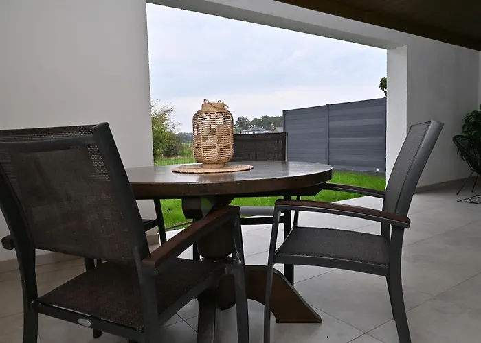 Daire Stilvolle & Ruhige Mit Terrasse & Garten *