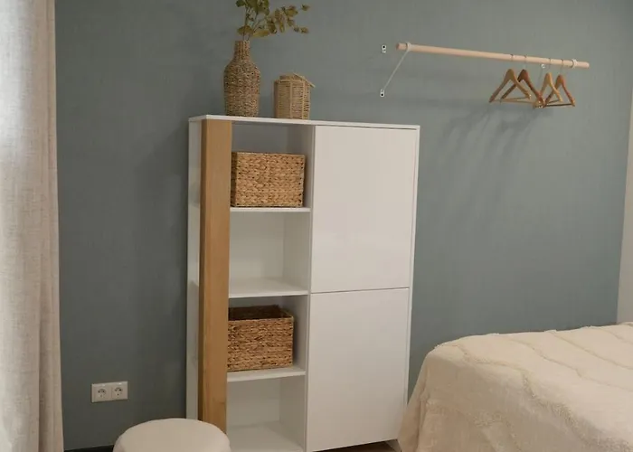 Daire Stilvolle & Ruhige Mit Terrasse & Garten