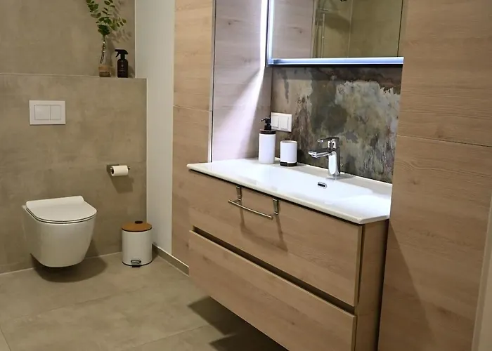 Daire Stilvolle & Ruhige Mit Terrasse & Garten *